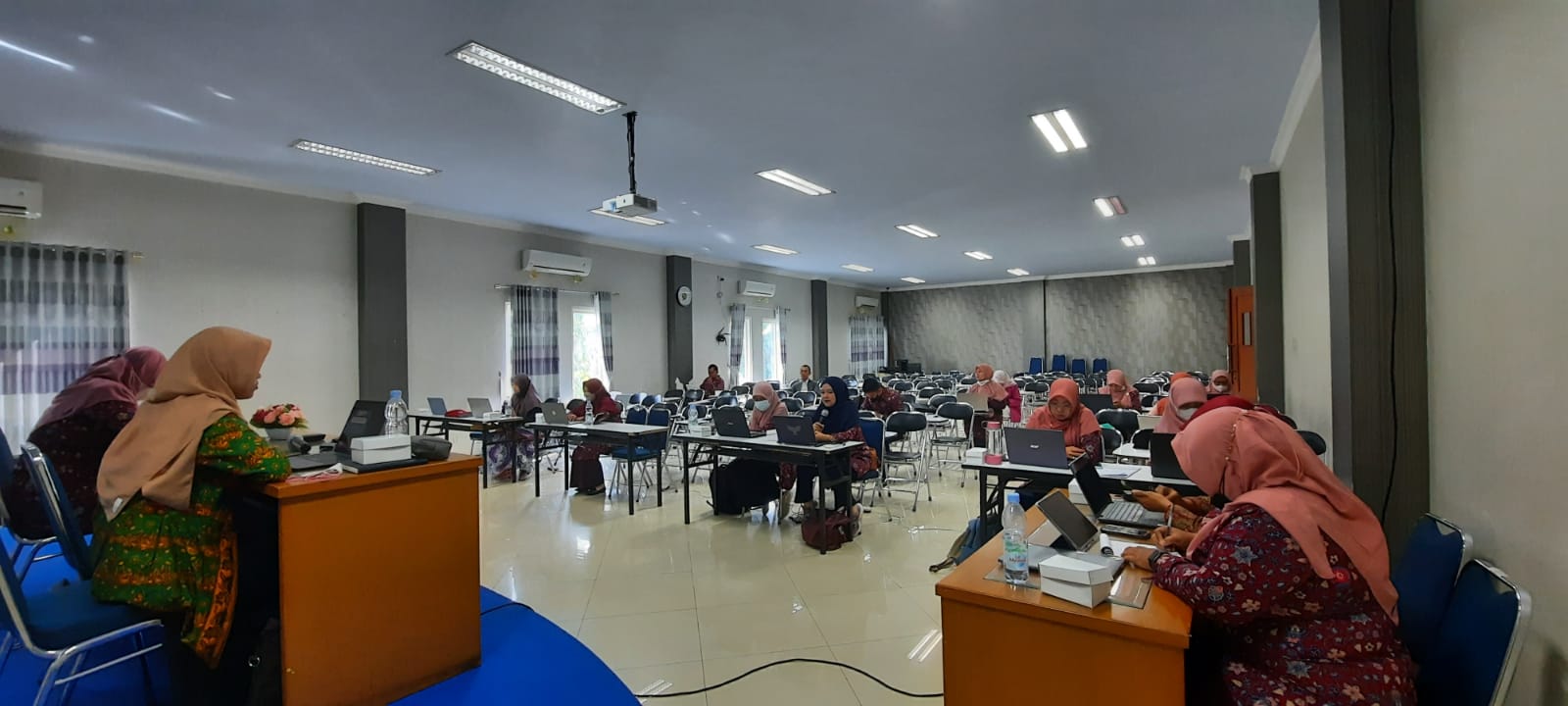 RAPAT PERSIAPAN PEMBELAJARAN PROGRAM STUDI KEBIDANAN PROGRAM DIPLOMA SEMESTER GASAL TA 2022/2023